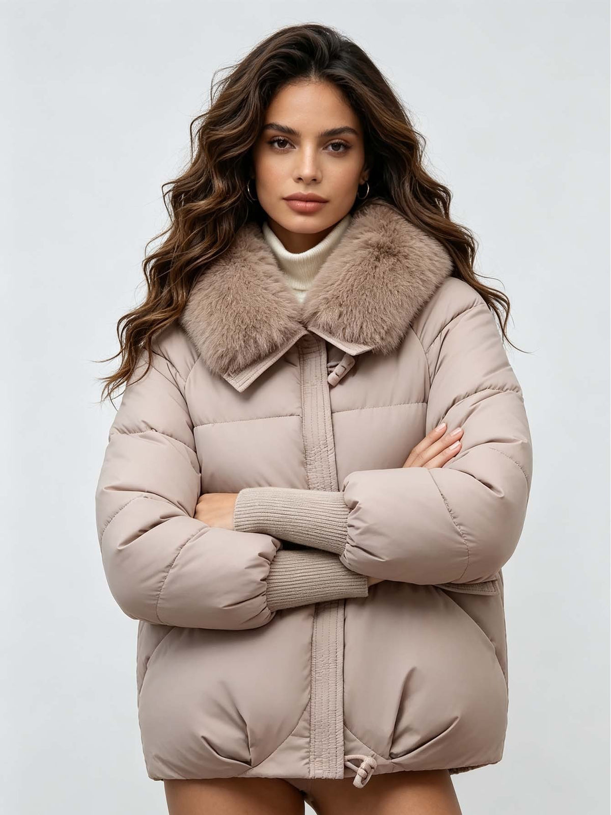 Women's Loose Cropped Puffer Jacket with Oversized Fur Collar