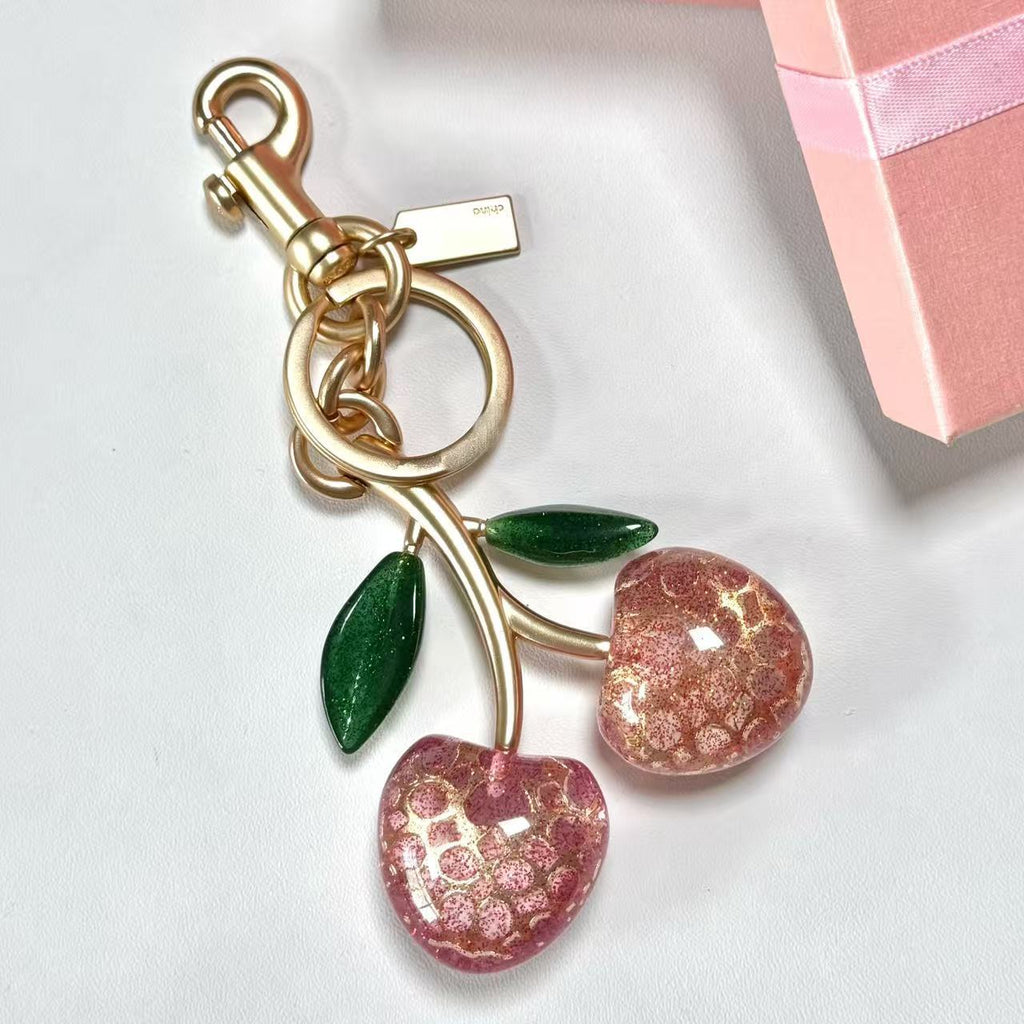 Bag Accessories Small Gift Cherry Crystal Fashion Keychain Creative Elegant Car Keychain Bag Pendant for Women