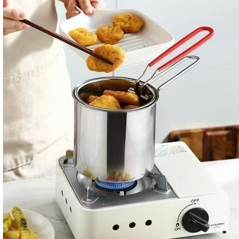 Stainless steel fryer for household use